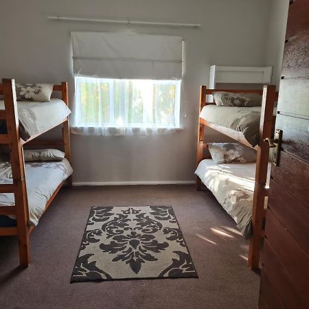 Stellenbosch Travellers Lodge Hostel Bagian luar foto